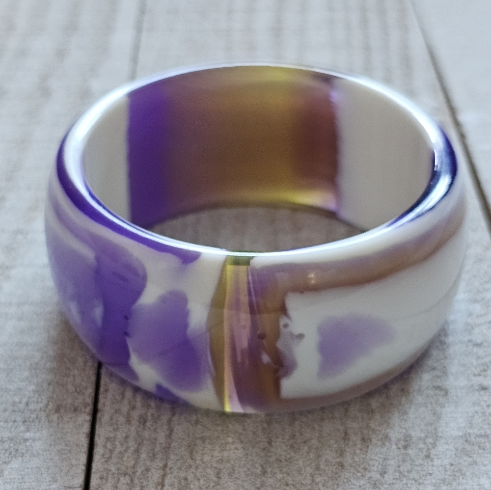 Artisan Made 90's Lucite Bracelet.